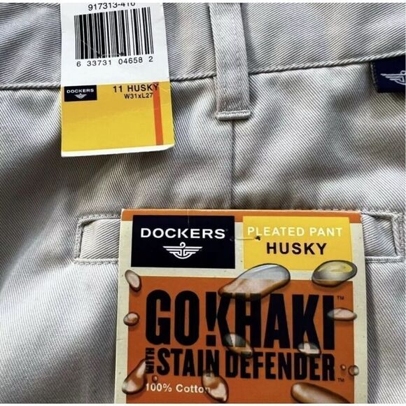 Dockers Boys Pleated Pants Husky Fit Size 11 Beige Cotton Straight Leg W31xL27 - Picture 6 of 10